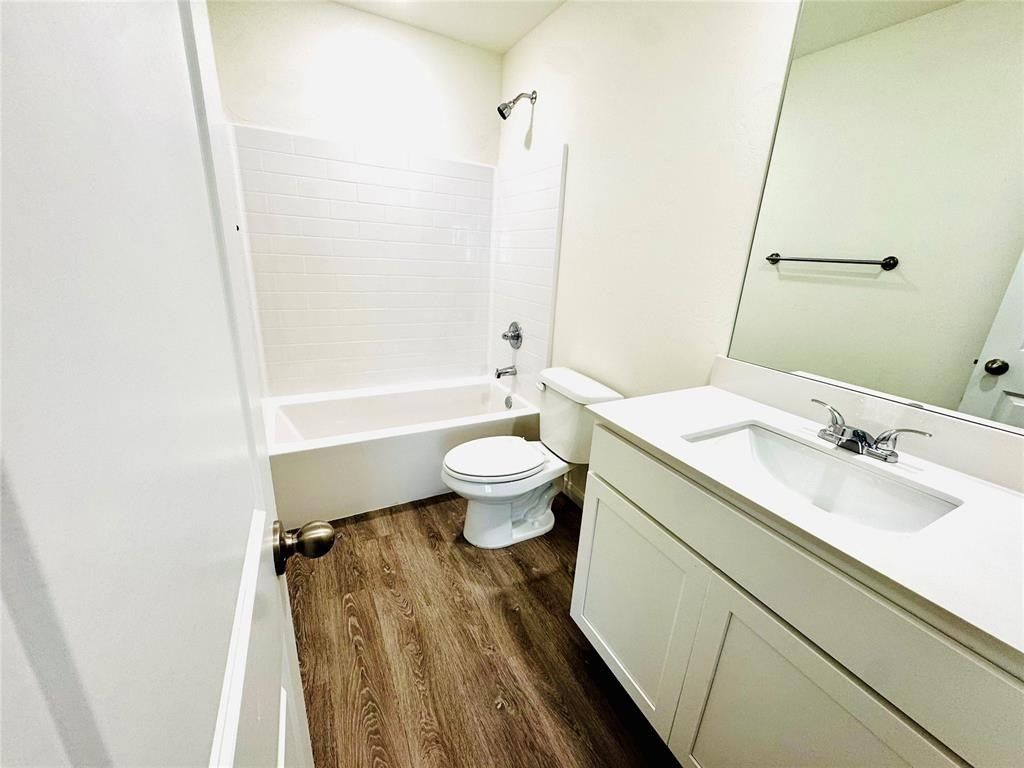 10136 Pennington Street. Harrah, OK 73045