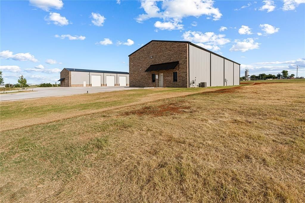 7624 Nw 79Th Place. Oklahoma City, OK 73132