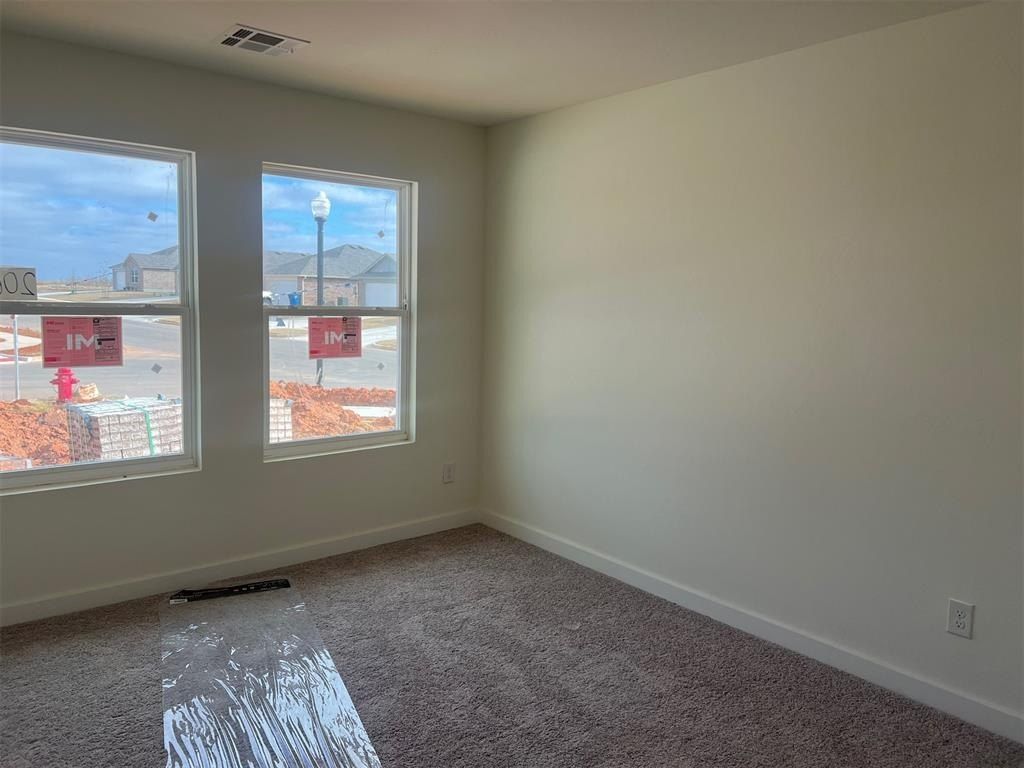 2061 Brush Creek Way. Newcastle, OK 73065