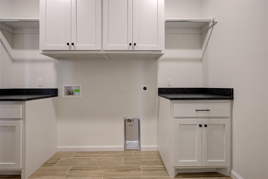 11601 Sw 55Th Street. Mustang, OK 73064