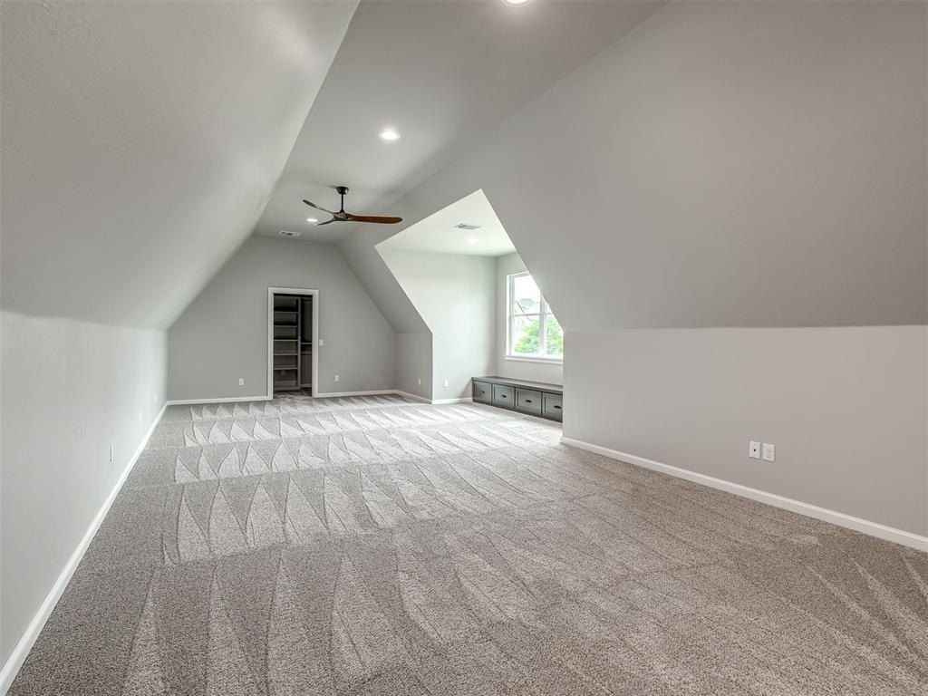 3394 Red Ridge Drive. Blanchard, OK 73010