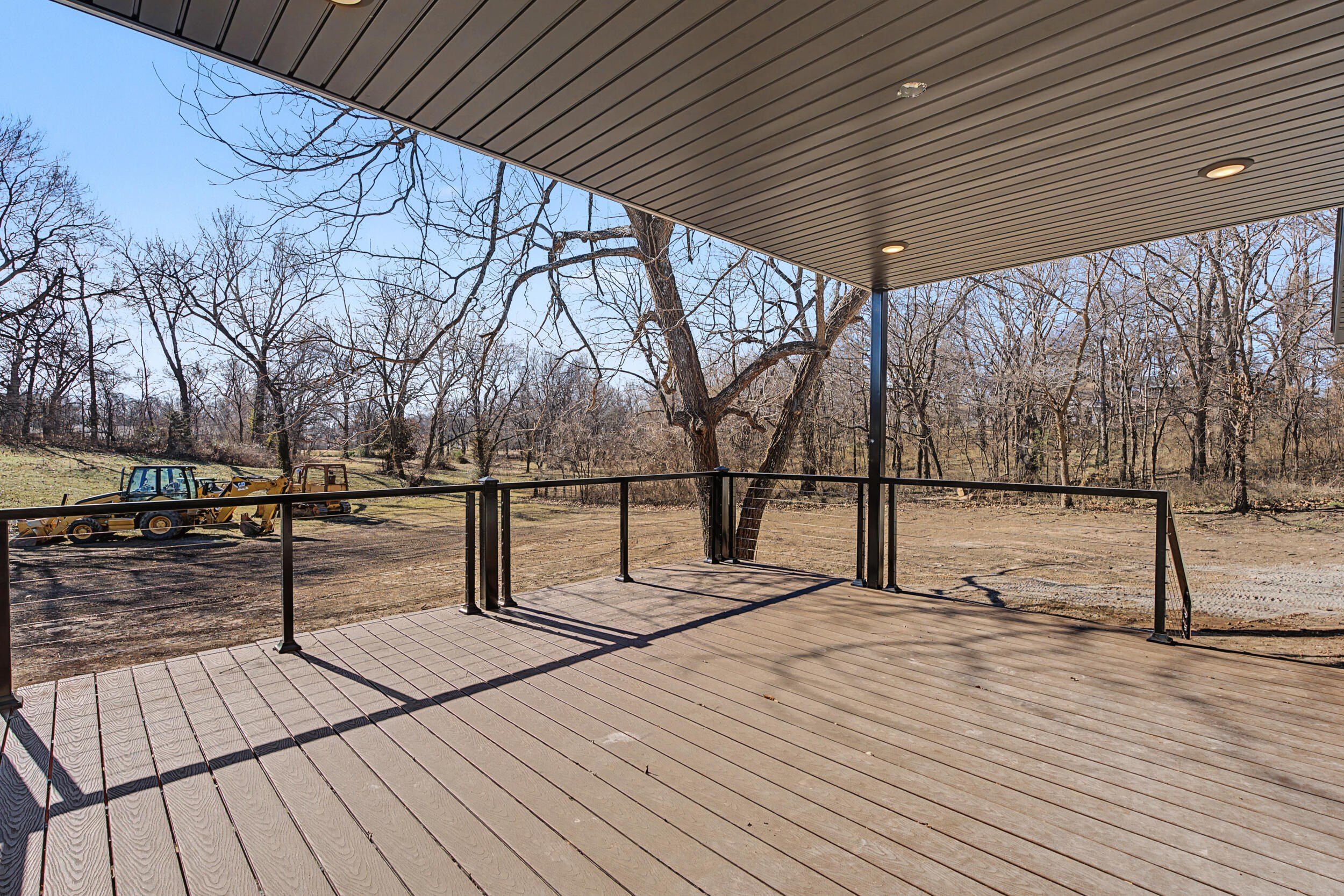 240 E 14Th Street. Grove, OK 74344