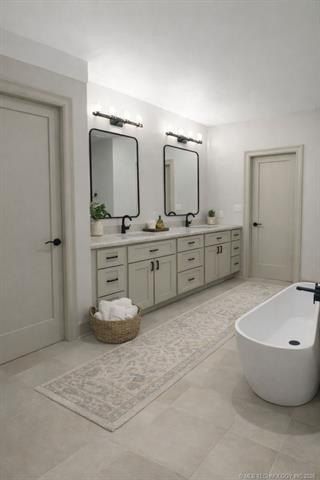 11215 S 217Th East Avenue. Broken Arrow, OK 74014