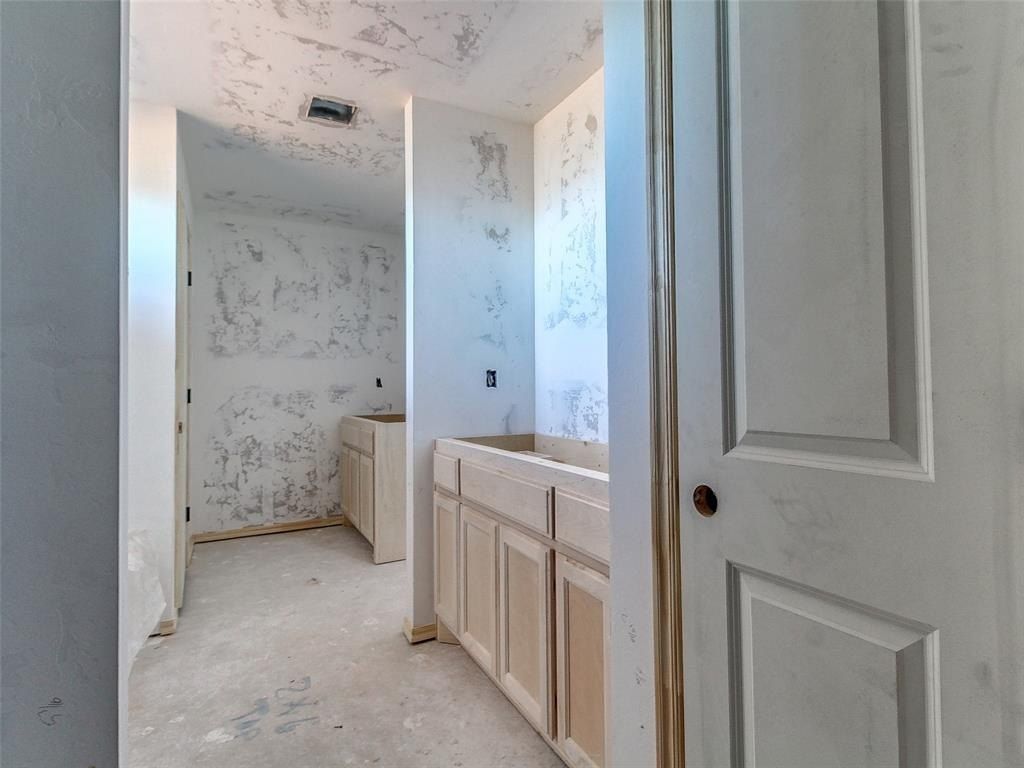 6674 N Hiwassee Road. Coyle, OK 73027