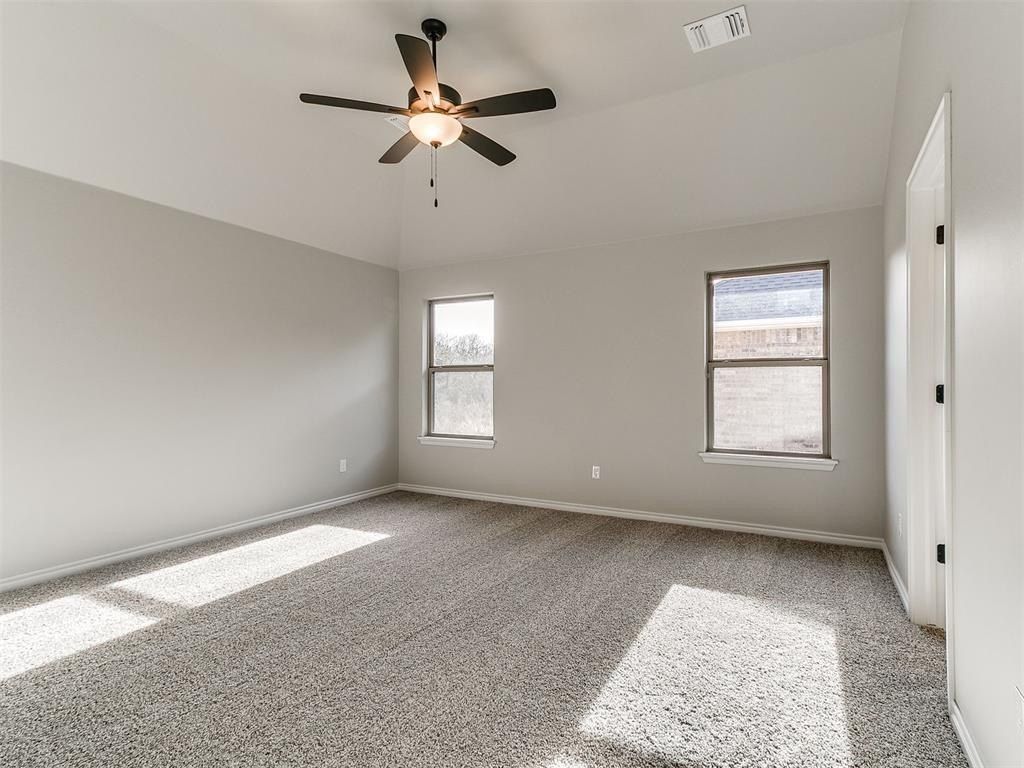 12200 Rockbed Drive. Yukon, OK 73099