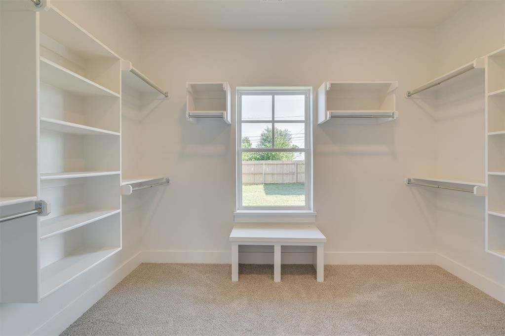 1316 E Cleveland Avenue. Guthrie, OK 73044