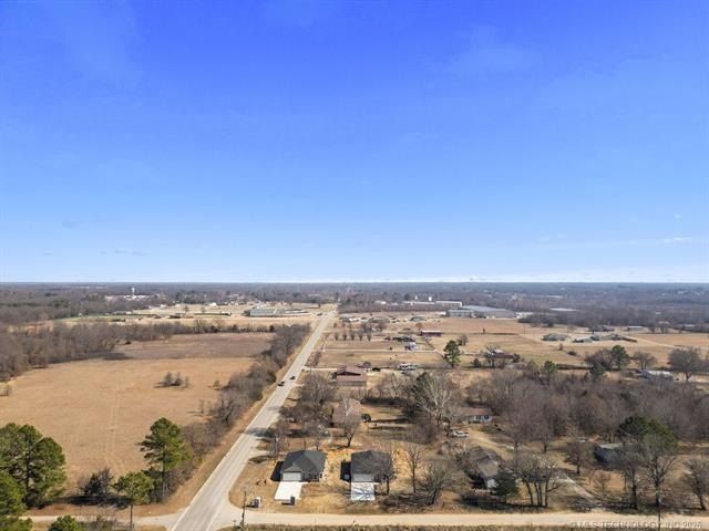 5010 S Mockingbird. Atoka, OK 74525