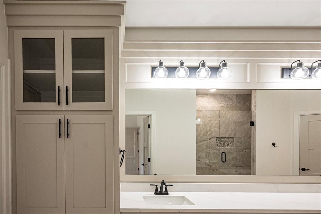 8121 Longbow Drive. Arcadia, OK 73007