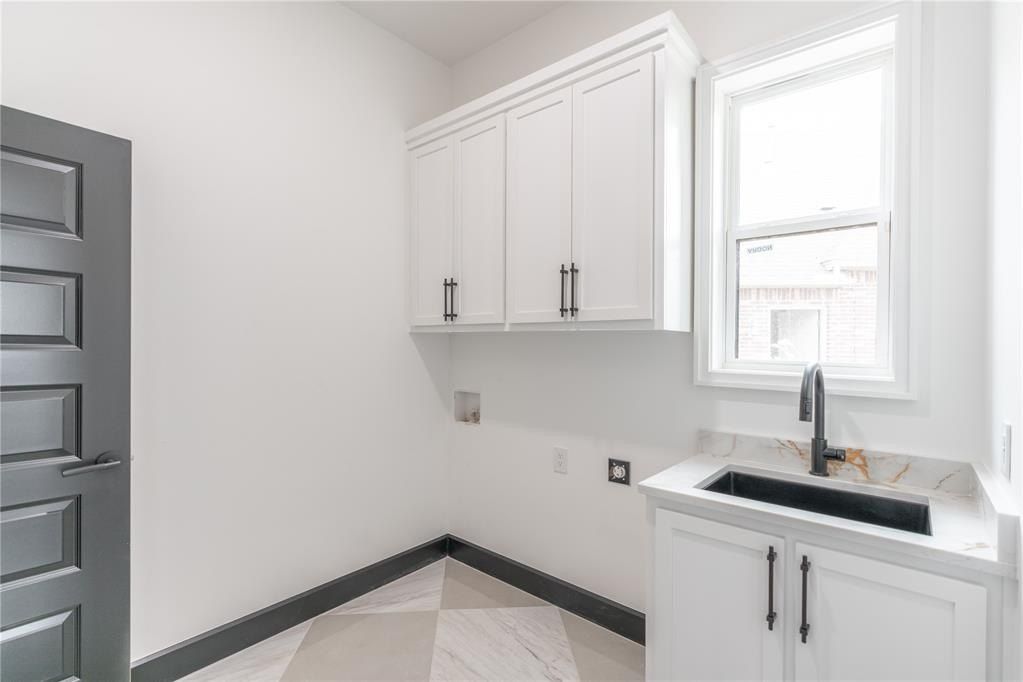 4216 Vista Drive. Norman, OK 73071