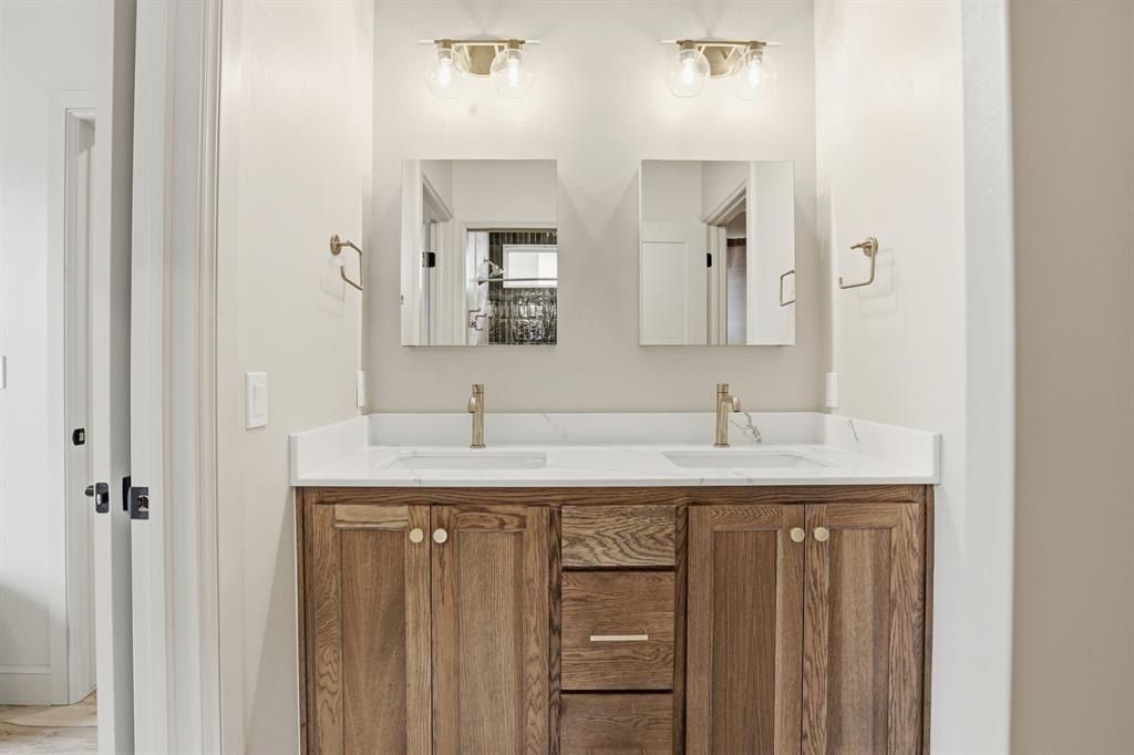 11524 Nw 103Rd Street. Yukon, OK 73099