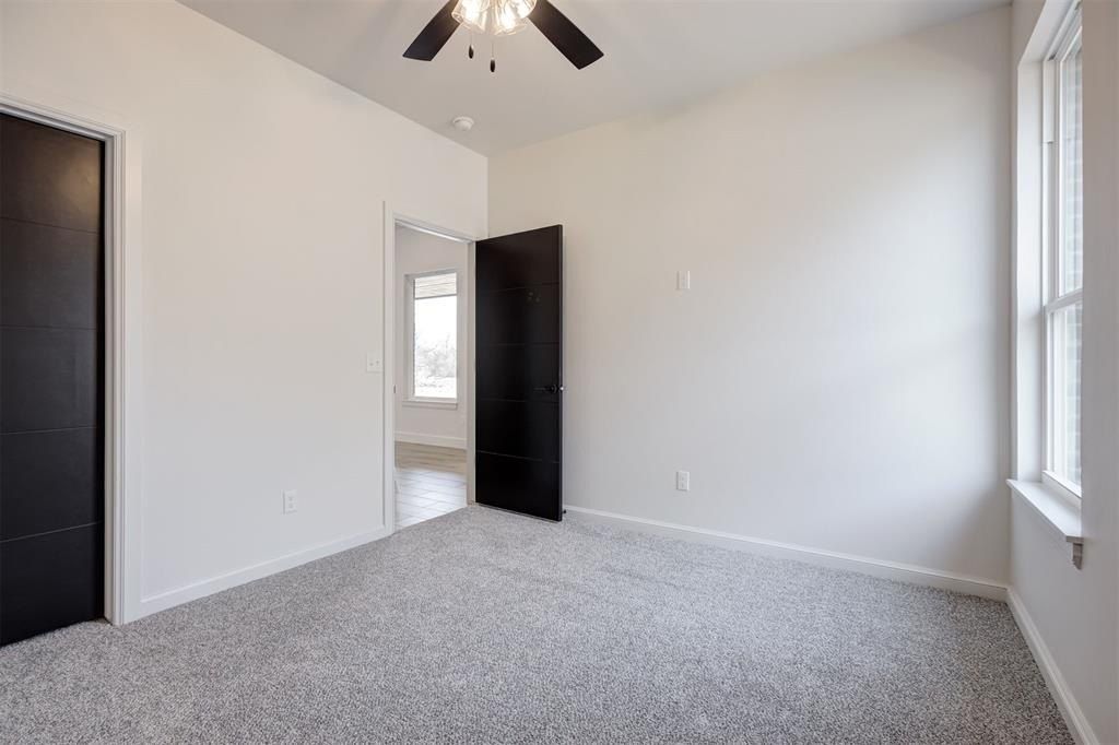 5709 Tiger Stone Drive. Mustang, OK 73064