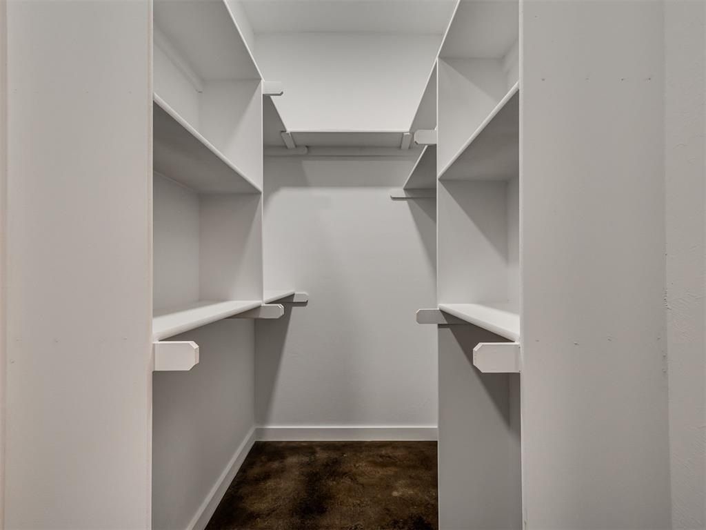 34 Antler Boulevard. McLoud, OK 74851