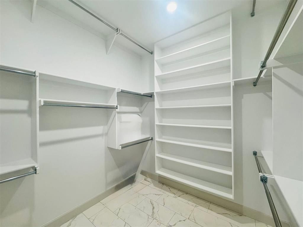 1236 Twin Oaks Drive. Blanchard, OK 73010