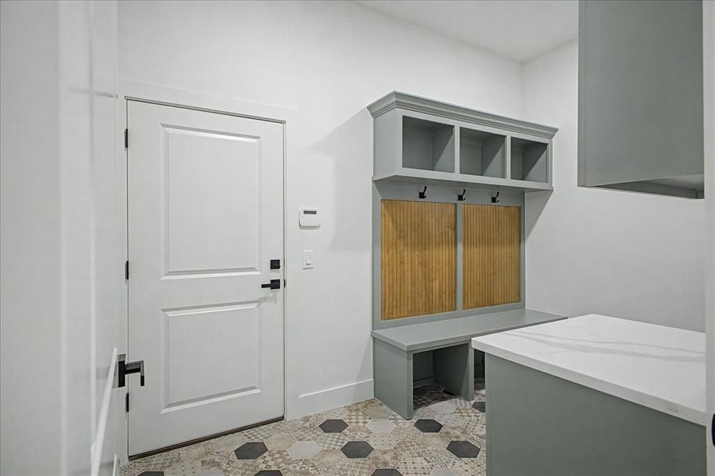 3072 Road Runner Court. Guthrie, OK 73044