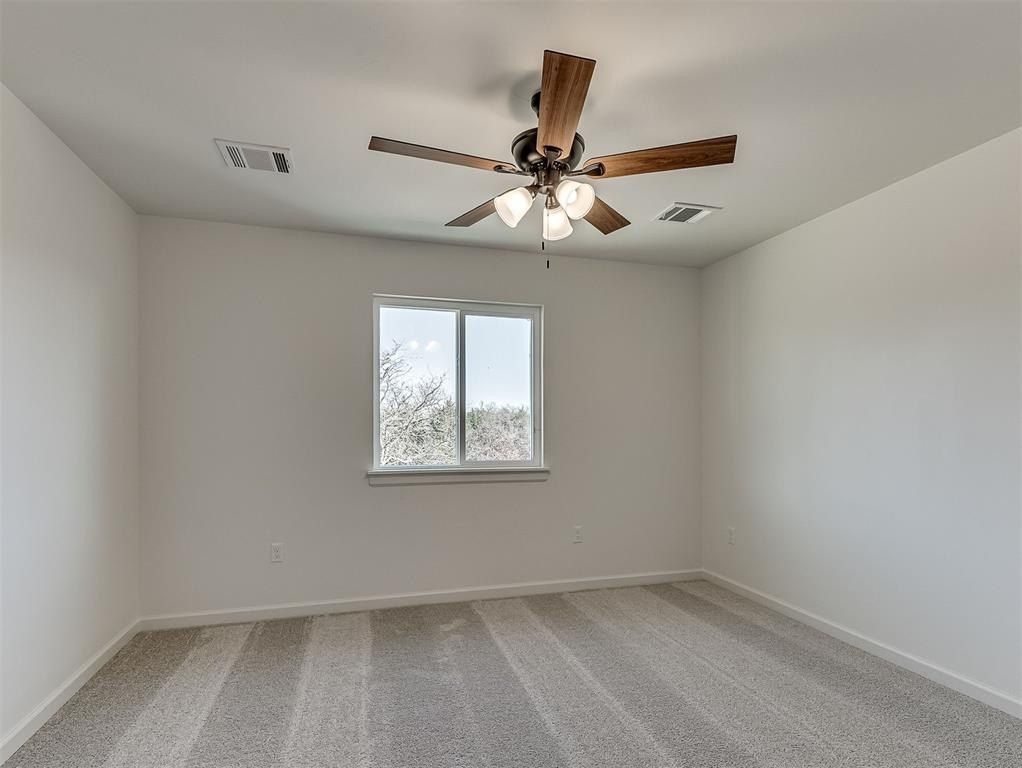 8108 Goldfinch Drive. Guthrie, OK 73044