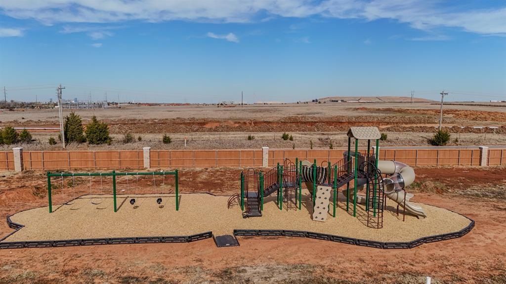 2305 Se 89Th Terrace. Oklahoma City, OK 73160