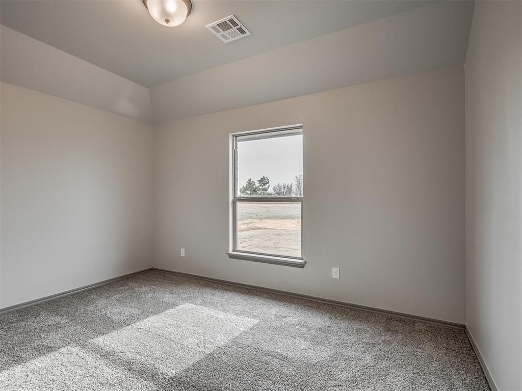 8561 Oak Tree Circle. Edmond, OK 73025