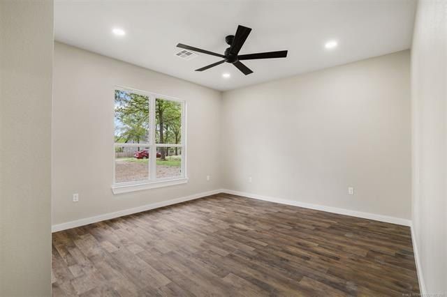 453 W 2Nd Street. Silo, OK 74701