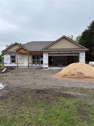 806 Ne 7Th Street. Wagoner, OK 74467