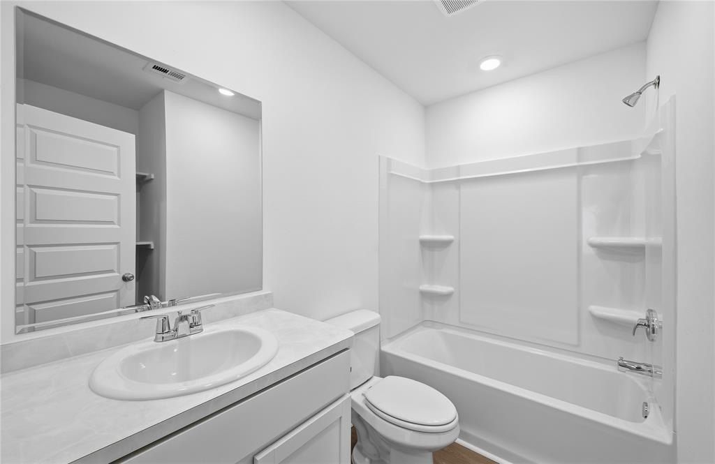 10064 Appaloosa Lane. Yukon, OK 73099