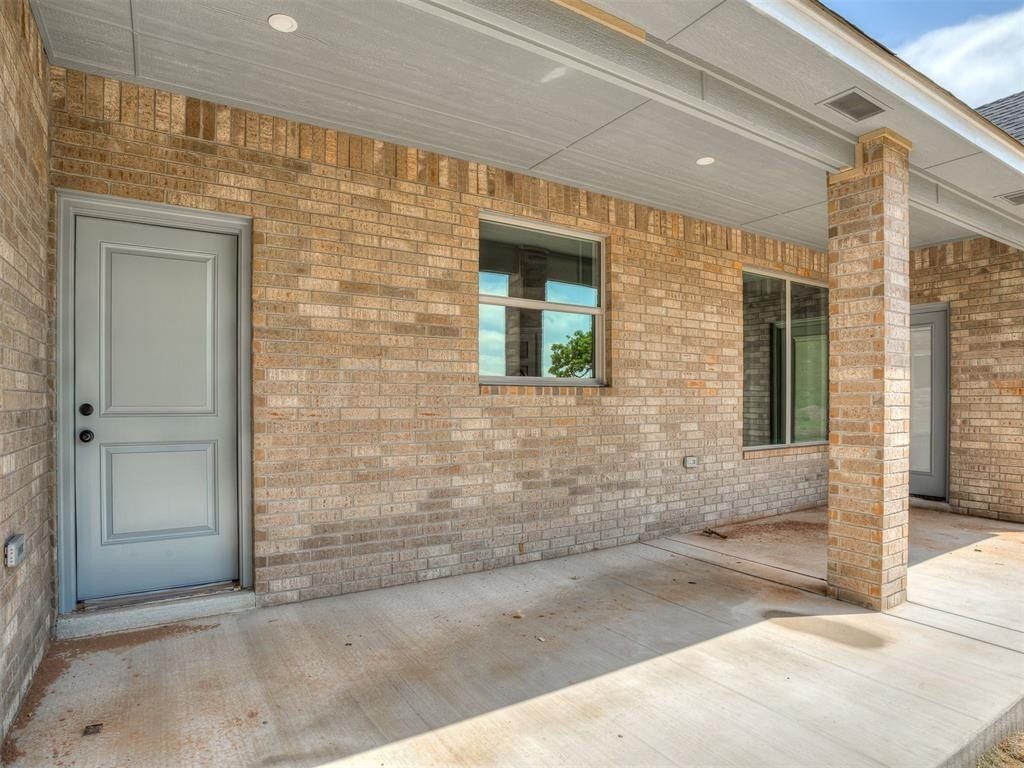1228 Jerzee Mae Rd. Blanchard, OK 73010