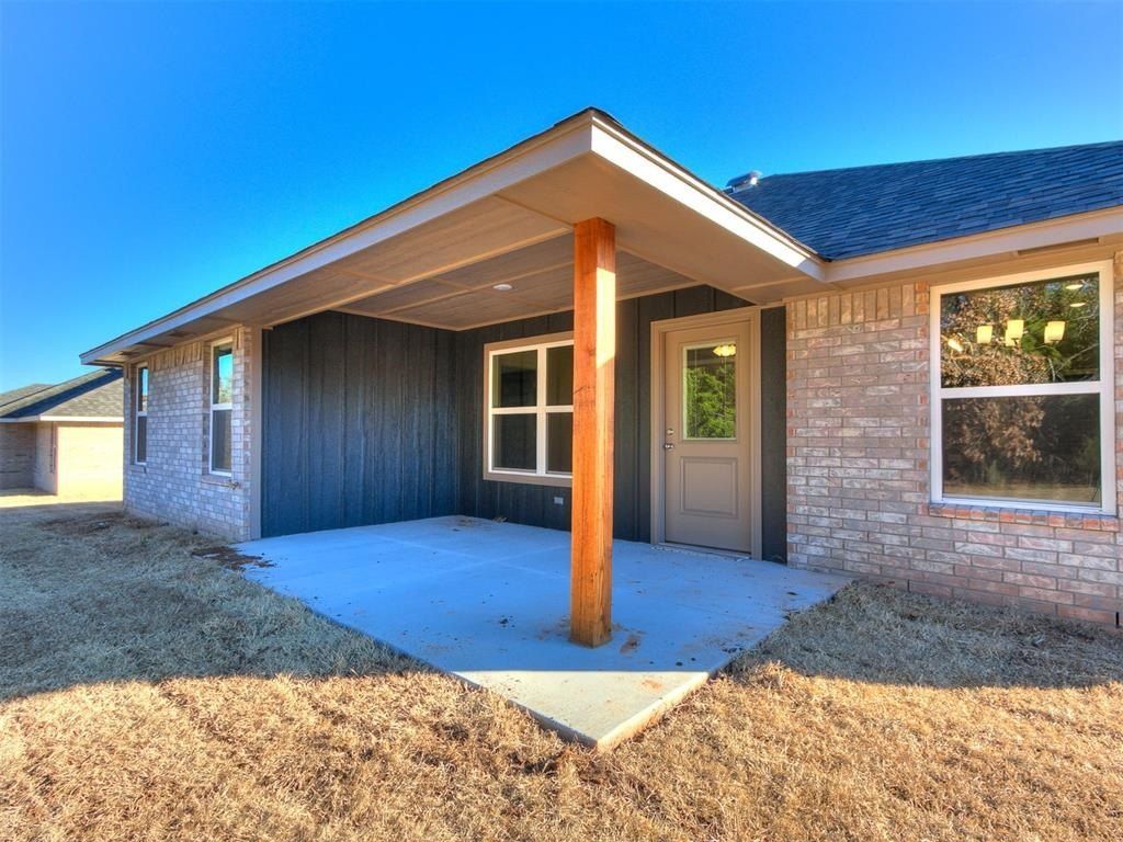 4640 Lincoln Landing. Harrah, OK 73045