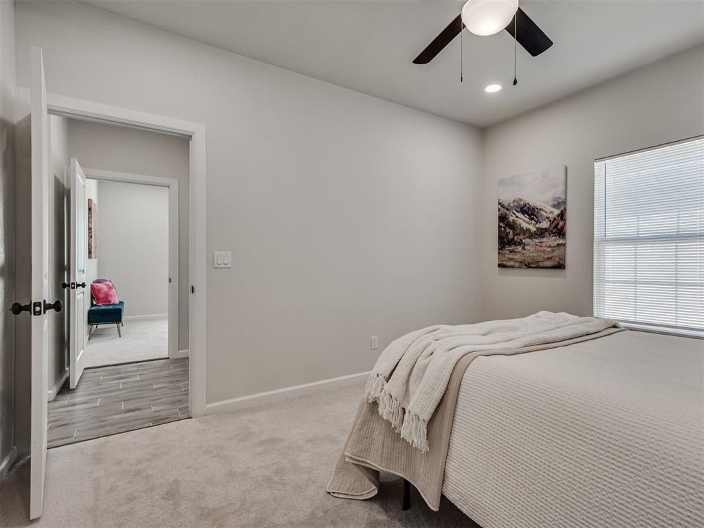 712 E Lincoln Avenue. Guthrie, OK 73044
