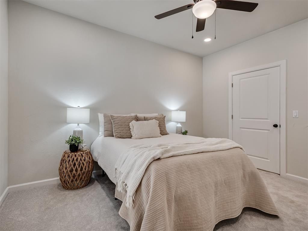 706 E Lincoln Avenue. Guthrie, OK 73044
