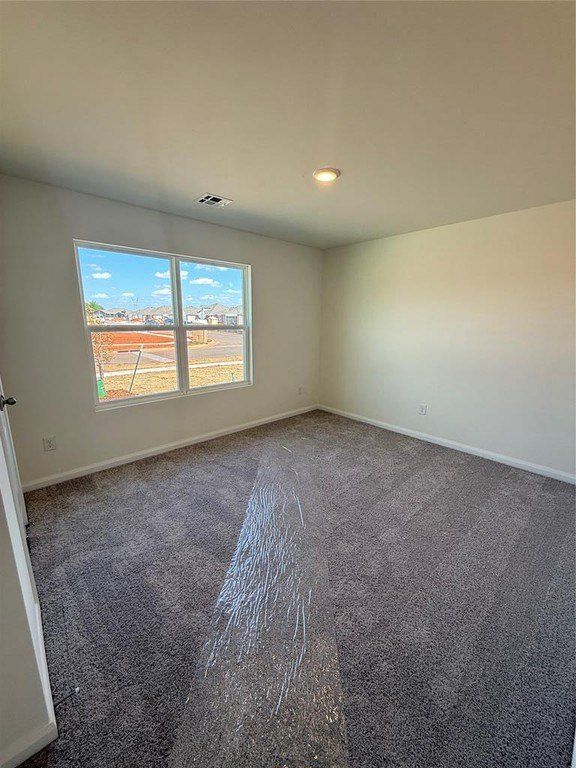 949 S Buffalo Lane. Mustang, OK 73064