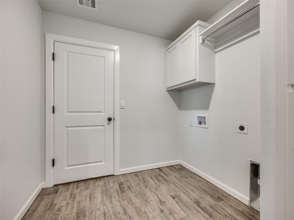 1025 Se 16Th Terrace. Newcastle, OK 73065
