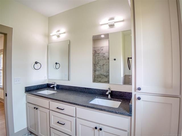 212 Cottonwood Street. Calera, OK 74730