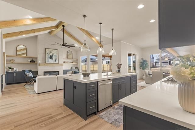 2355 E 135Th Place. Bixby, OK 74008