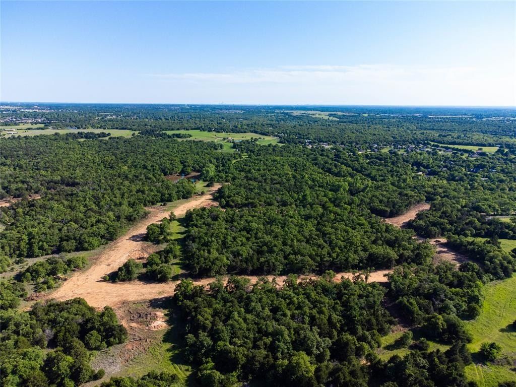 714 Simpson Lane. Edmond, OK 73034