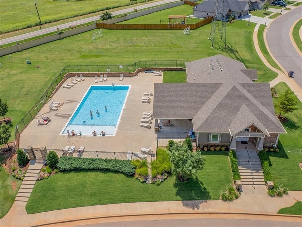 9336 Nw 147Th Court. Yukon, OK 73099