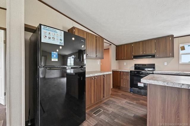 16130 Harper Lane. Beggs, OK 74421
