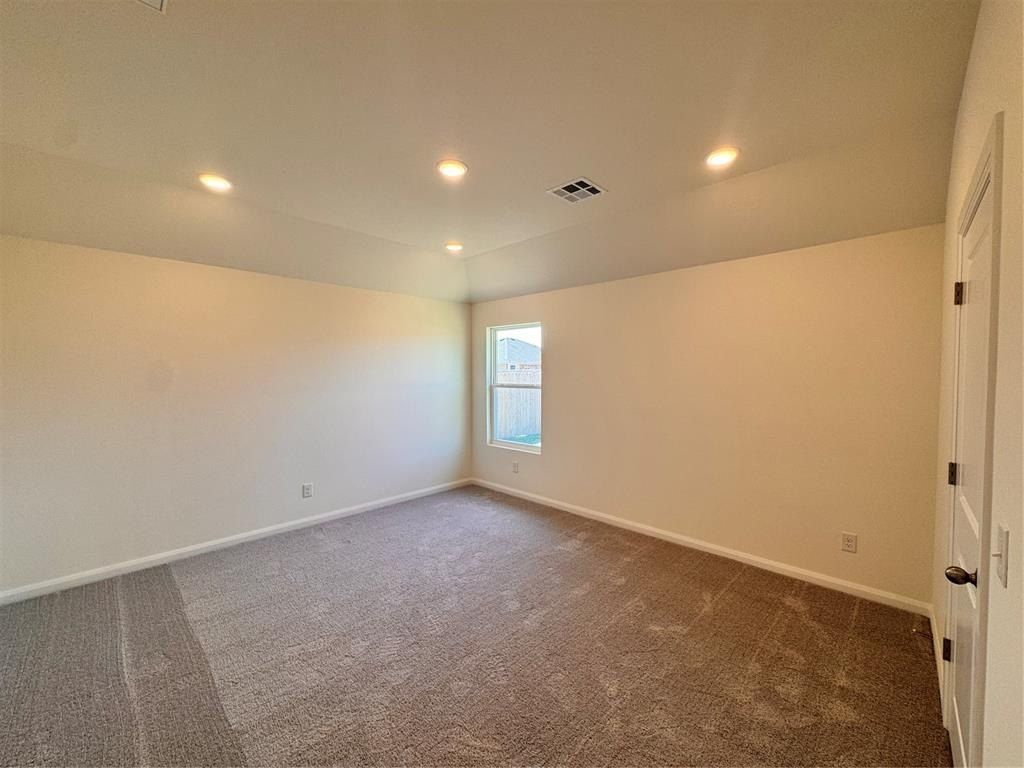 917 Hazy Brook Circle. Chickasha, OK 73018