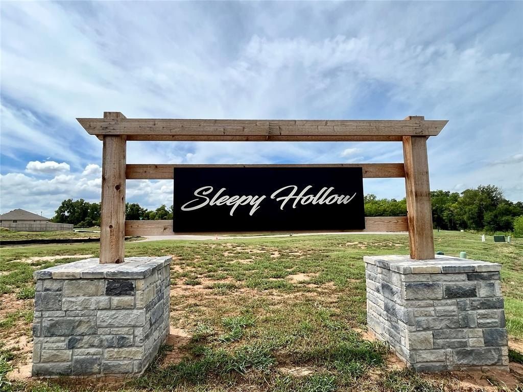 3404 Hickorystick Drive. Chickasha, OK 73018