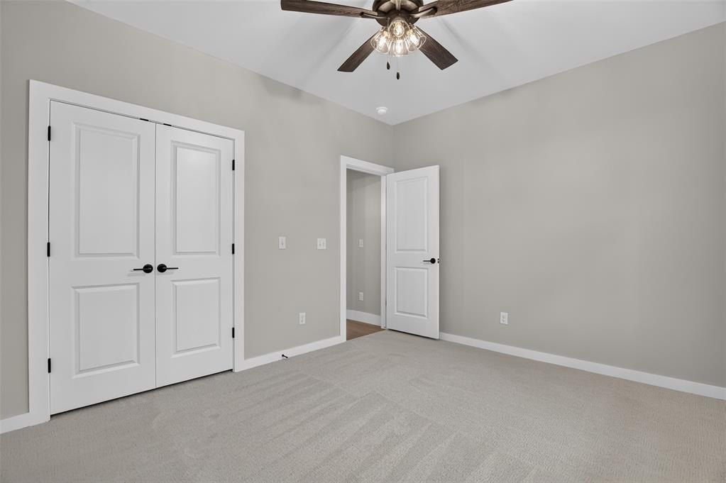 10433 Sw 51St Street. Mustang, OK 73064