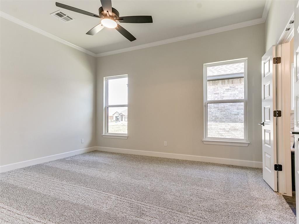 3009 Sw 133Rd Terrace. Oklahoma City, OK 73170