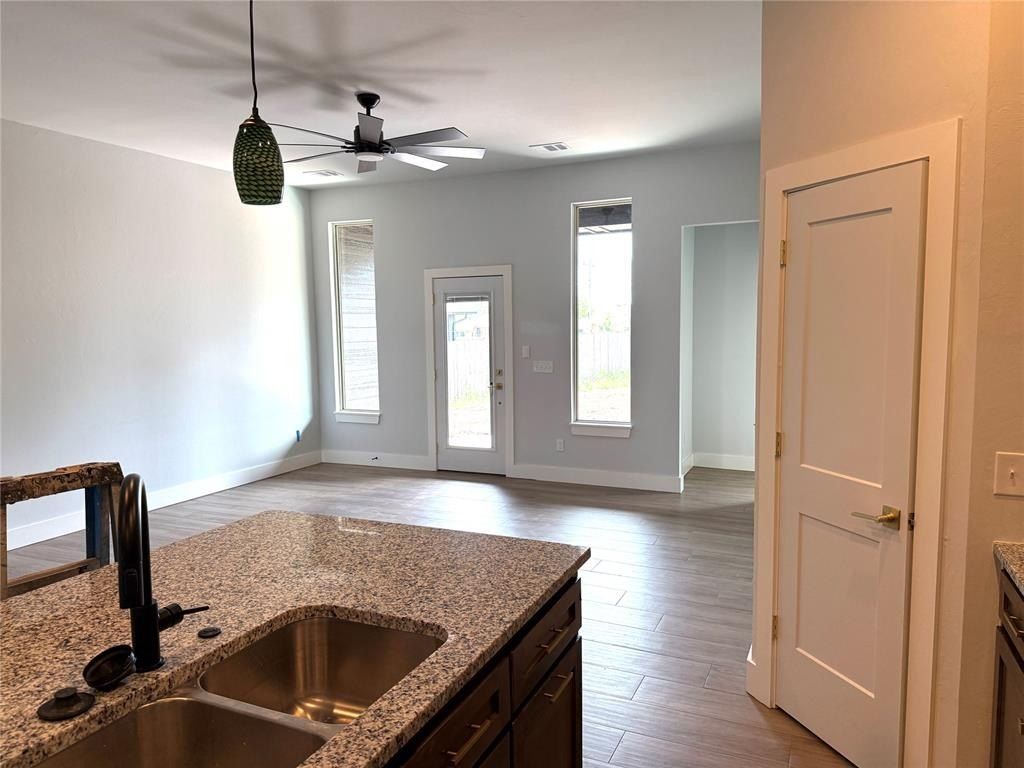 519 Ne 23Rd Avenue. Norman, OK 73071