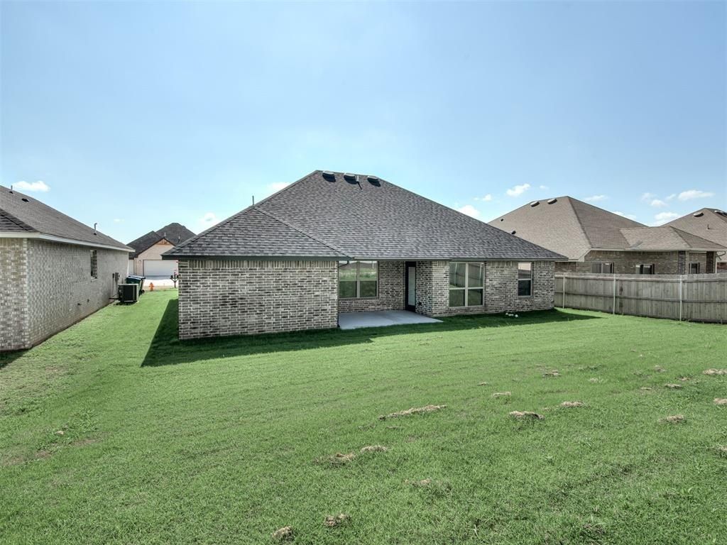 4913 Misty Wood Lane. Mustang, OK 73064