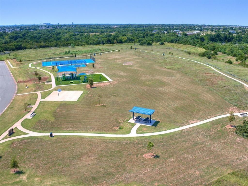 4019 Abingdon Drive. Norman, OK 73026