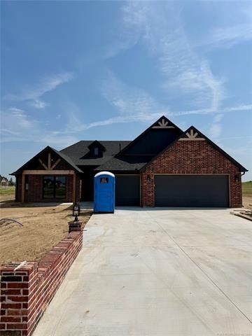 5688 E 137Th Street N. Collinsville, OK 74021