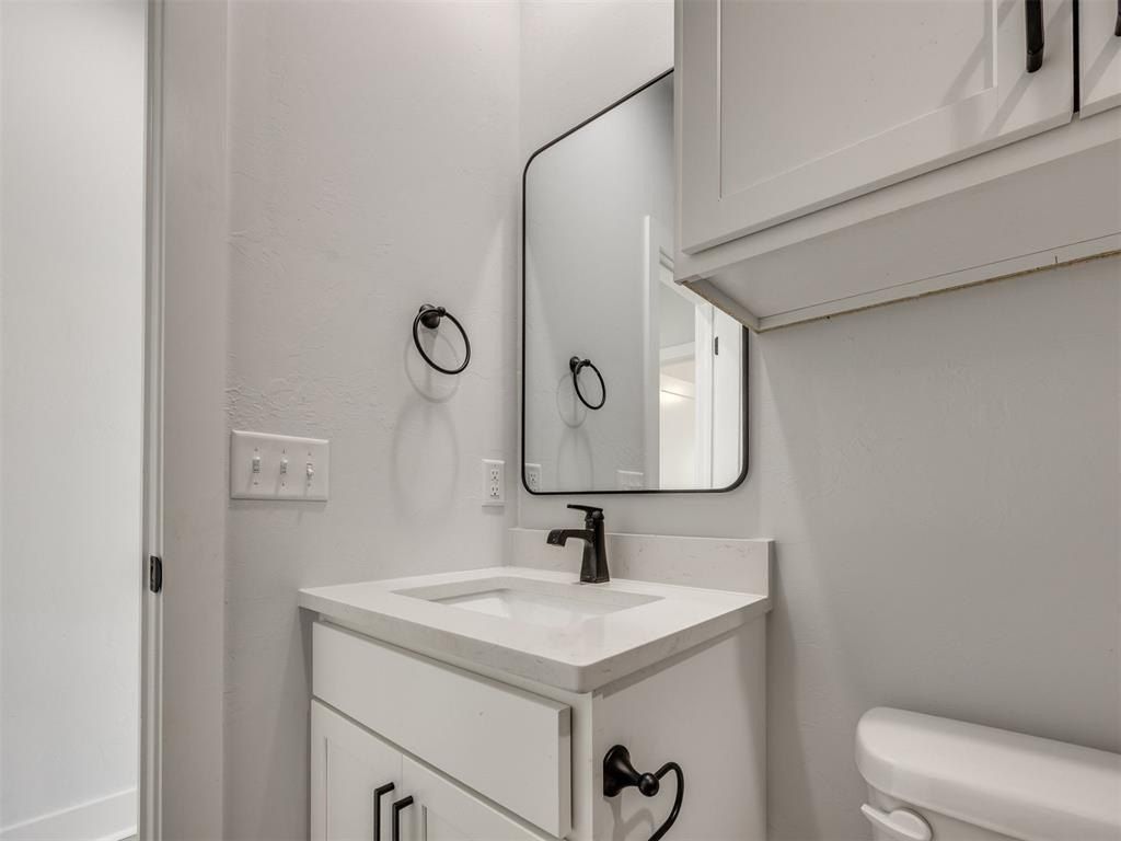 10130 S Meadows Lane. Guthrie, OK 73044