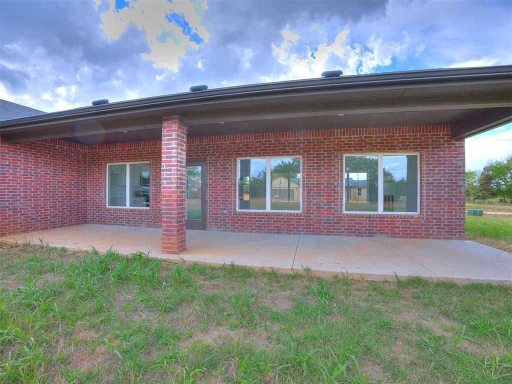10190 S Meadows Lane. Guthrie, OK 73044
