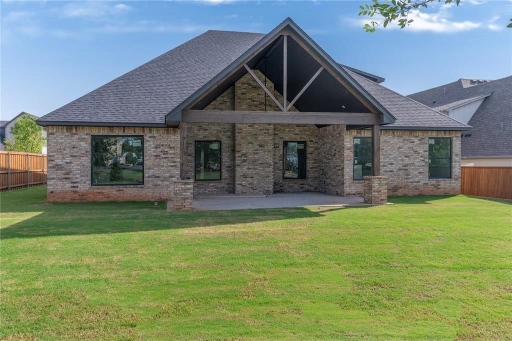 4208 Presley Place. Norman, OK 73071