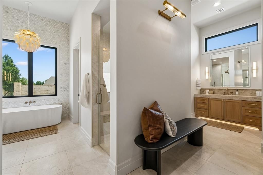 5701 Promenade Square. Oklahoma City, OK 73142
