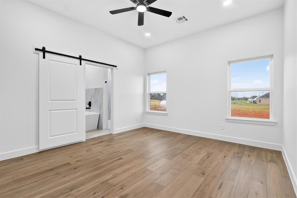 2447 Wolf Creek Bend. Blanchard, OK 73010