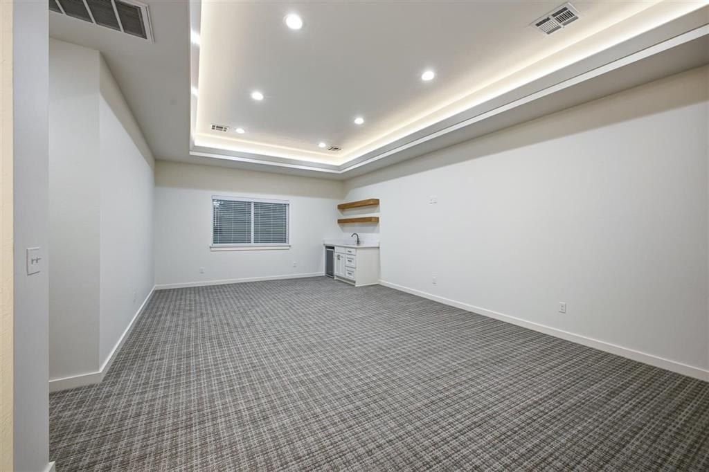1012 Trisha Lane. Norman, OK 73072