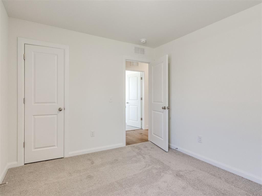 2041 Brush Creek Way. Newcastle, OK 73065